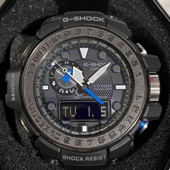 SOLD / Casio Men’s G-Shock Triple Sensor Solar Watch / Brand New original - Picture 9 of 10